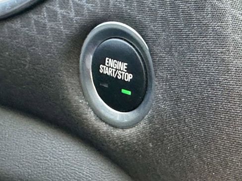 Used 2020 Chevrolet Malibu LT image 14