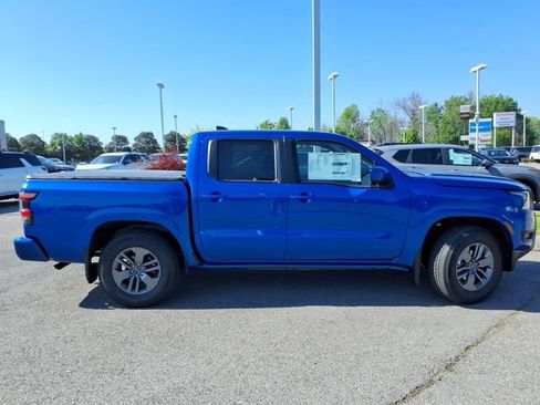 New 2026 Nissan Frontier SV RWD image 2