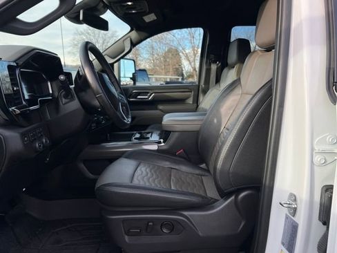 Certified 2024 Chevrolet Silverado 2500 ZR2 image 13