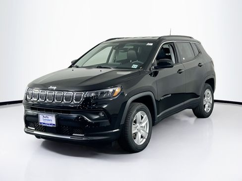 Used 2022 Jeep Compass Latitude AWD/4WD image 1