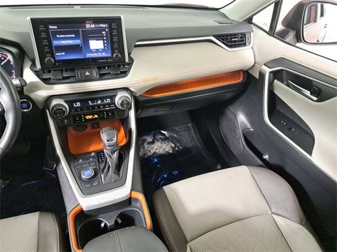 Used 2020 Toyota RAV4 Adventure image 17