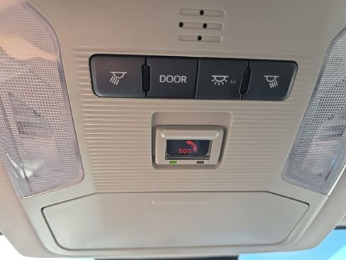 Used 2024 Toyota RAV4 XLE image 33