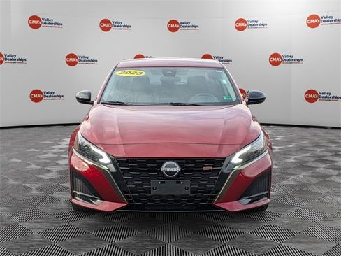 Used 2023 Nissan Altima 2.5 SR image 2