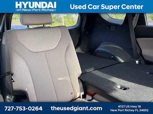 Used 2023 Hyundai Santa Fe SEL FWD image 8