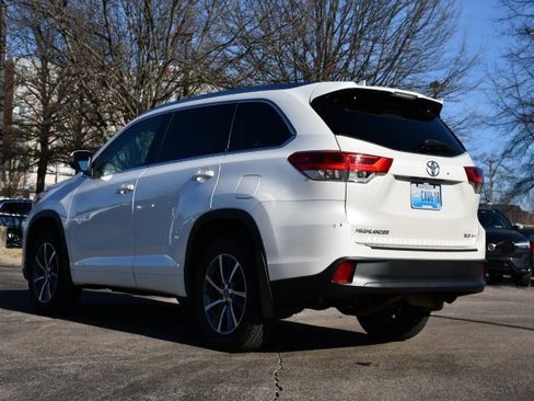Used 2018 Toyota Highlander XLE image 5