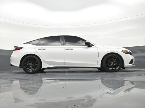 Used 2024 Honda Civic Sport image 27