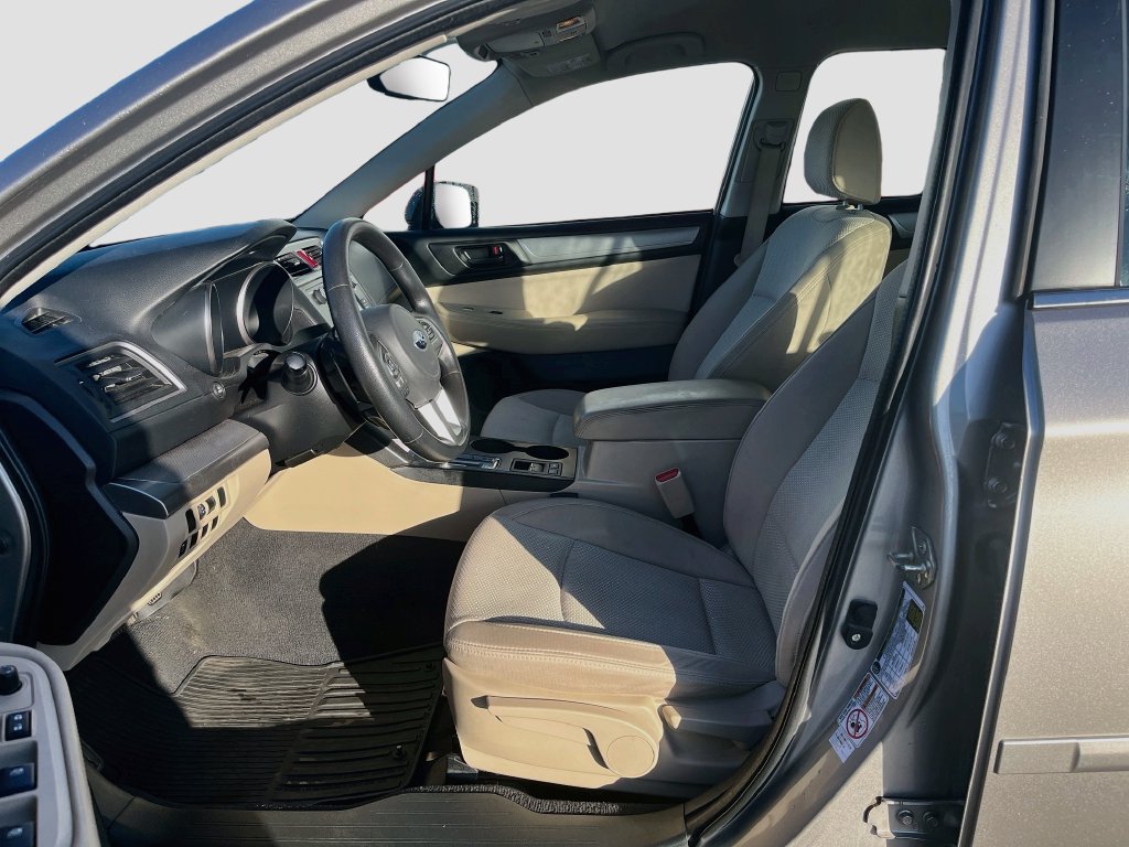 Used 2017 Subaru Outback 2.5i AWD/4WD image 20