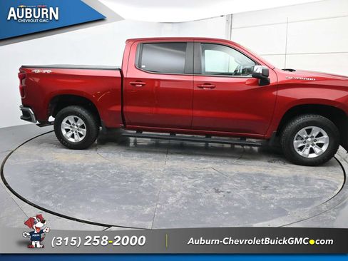 Used 2021 Chevrolet Silverado 1500 LT image 14