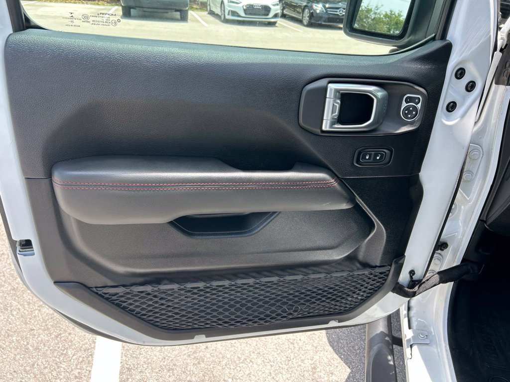 Used 2021 Jeep Wrangler Unlimited Rubicon AWD/4WD image 17