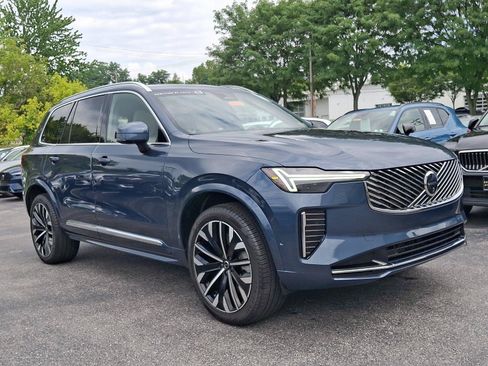 Certified 2026 Volvo XC90 B6 Plus AWD/4WD image 1
