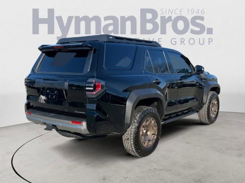 Used 2025 Toyota 4Runner Trailhunter image 3