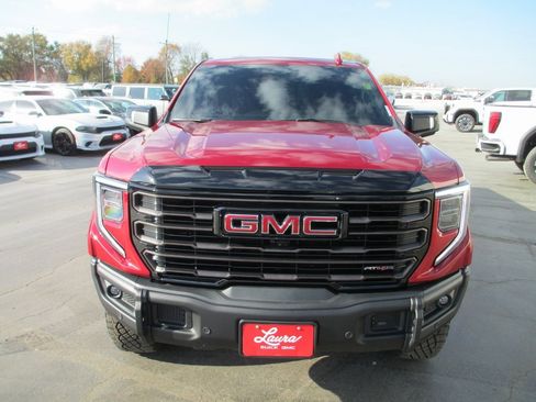 Certified 2025 GMC Sierra 1500 AT4X image 12