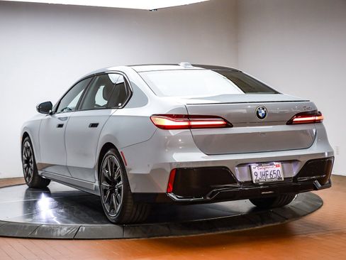 Certified 2023 BMW 740i w/ Parking Assistance Package image 9