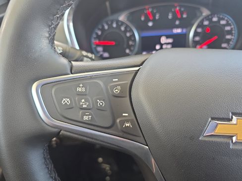 Used 2023 Chevrolet Equinox LT FWD image 17