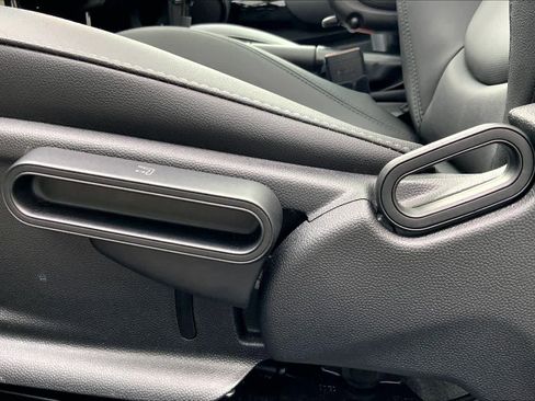 Used 2024 MINI Cooper S image 34