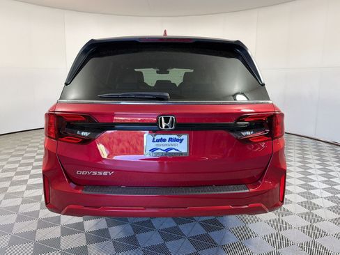 New 2026 Honda Odyssey EX-L image 10