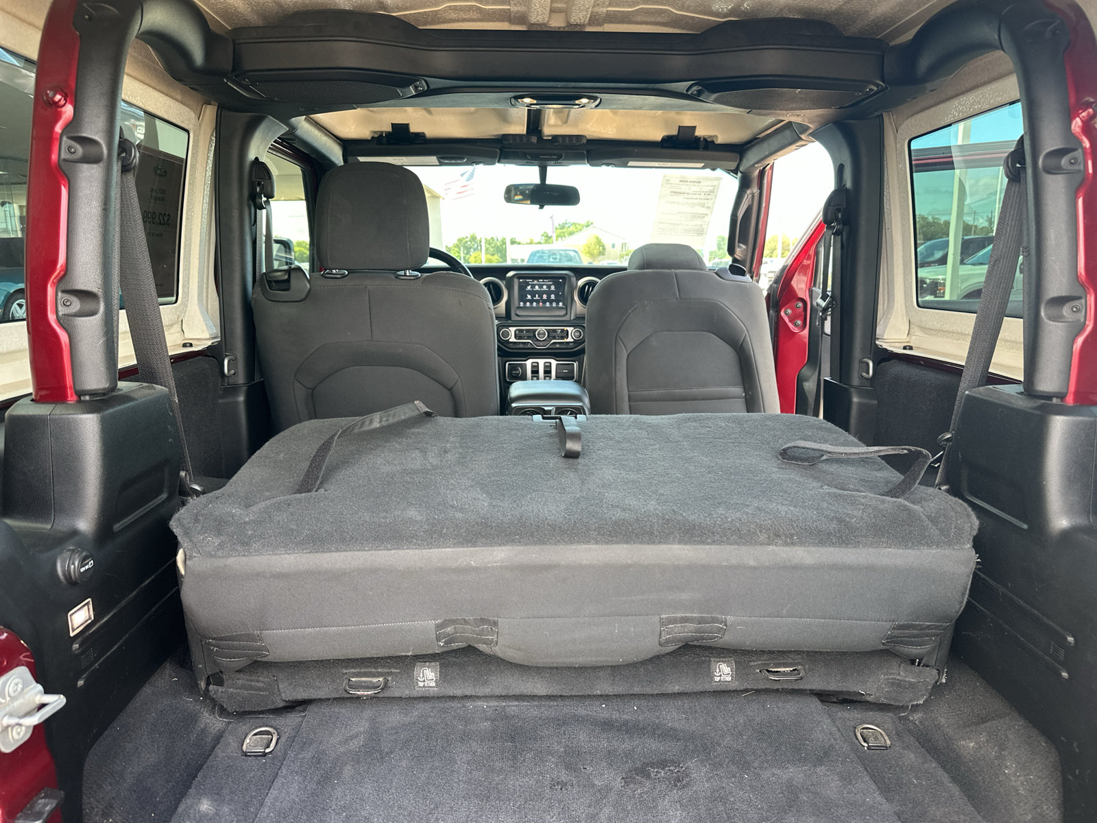 Used 2021 Jeep Wrangler Sport AWD/4WD image 34