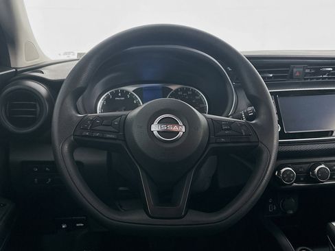 Used 2024 Nissan Kicks S image 17