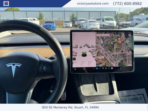 Used 2022 Tesla Model Y Performance AWD/4WD image 29