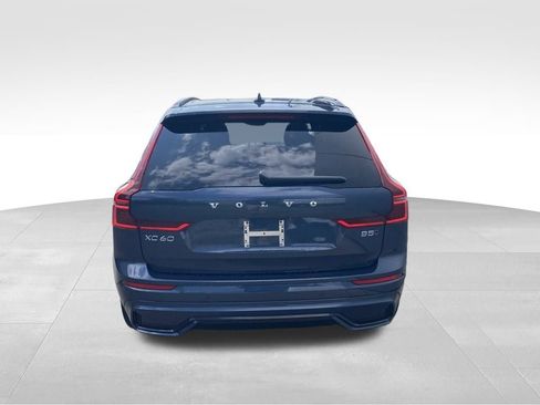Certified 2026 Volvo XC60 B5 Plus w/ Climate Package image 5
