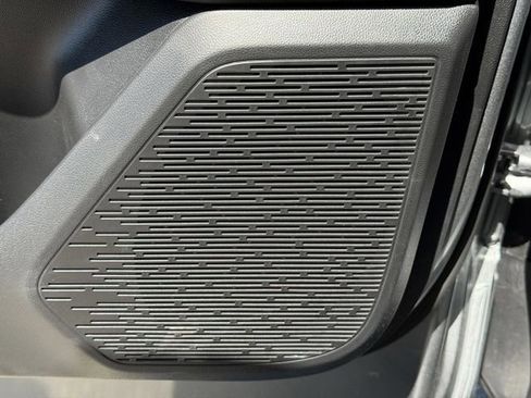 New 2026 Chevrolet Equinox LT w/ Safety and Technology Package FWD image 19