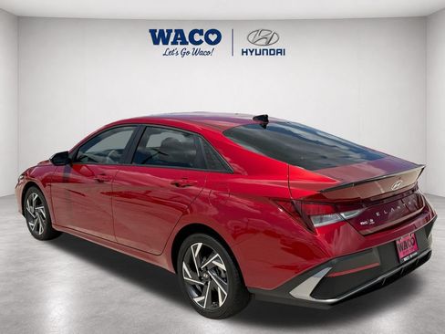 Used 2025 Hyundai Elantra Sport FWD image 5