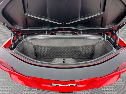 Used 2023 Chevrolet Corvette Stingray Preferred Conv w/ 2LT image 32