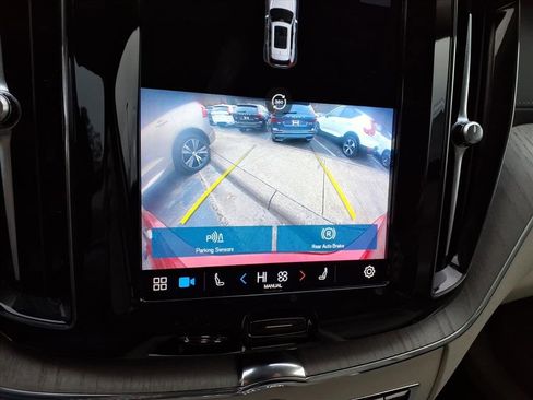 Certified 2023 Volvo XC60 B5 Ultimate image 22