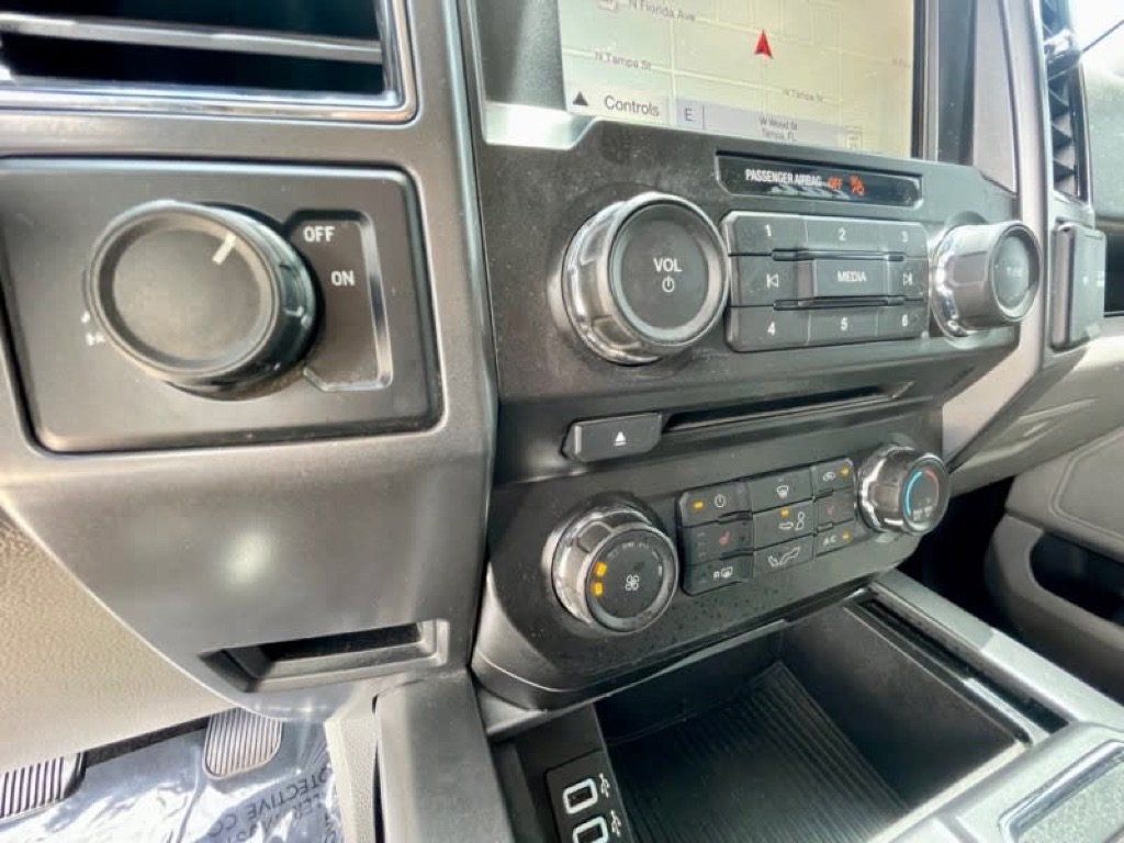 Used 2018 Ford F150 XLT w/ Equipment Group 302A Luxury RWD image 14
