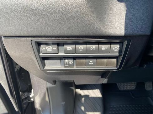 Used 2024 Toyota Tundra Limited w/ Power Package AWD/4WD image 10
