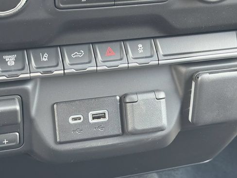 New 2026 GMC Sierra 3500 Pro AWD/4WD image 7