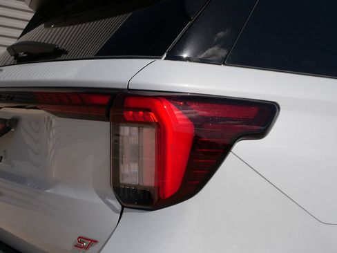 New 2026 Ford Explorer ST AWD/4WD image 10