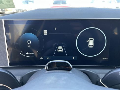 New 2026 Hyundai Tucson Limited image 32