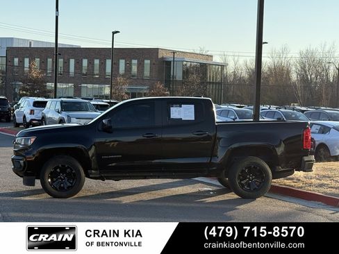 Used 2022 Chevrolet Colorado LT w/ LT Convenience Package image 4