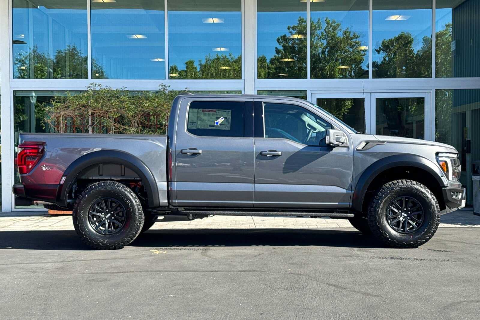 New 2026 Ford F150 Raptor AWD/4WD image 3