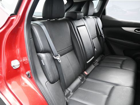 Used 2020 Nissan Rogue Sport SL w/ Premium Package image 14