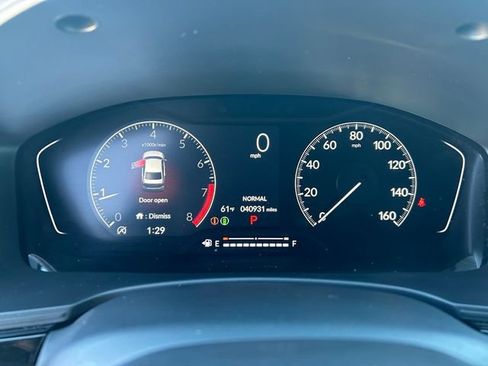 Used 2023 Honda Civic Sport image 18