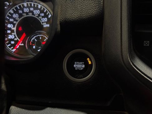Used 2022 RAM 2500 Tradesman AWD/4WD image 27