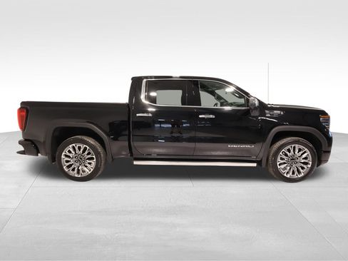Used 2026 GMC Sierra 1500 Denali Ultimate AWD/4WD image 5