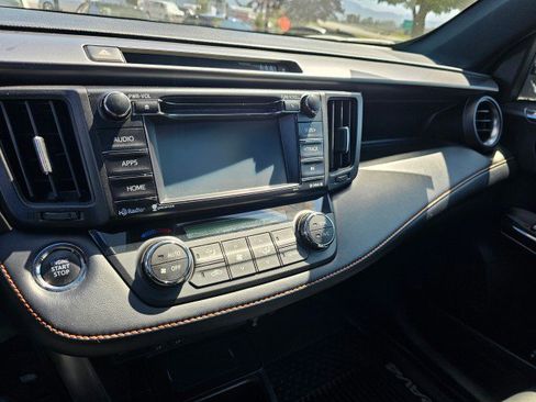 Used 2017 Toyota RAV4 SE w/ Power Extra Value Package image 35