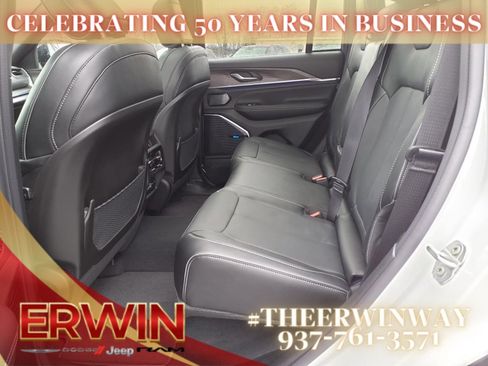 New 2023 Jeep Grand Cherokee Overland image 6