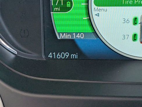 Used 2020 Chevrolet Bolt Premier w/ Infotainment Package image 23