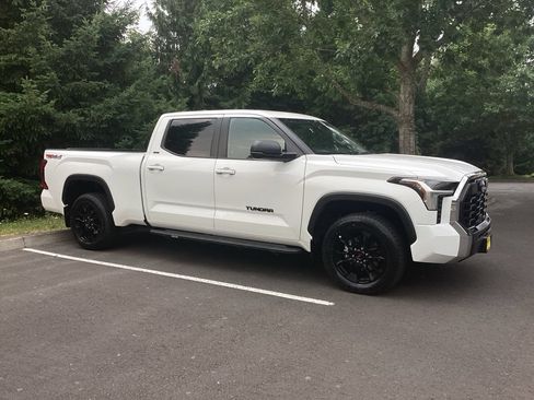 Used 2024 Toyota Tundra SR5 w/ TRD Off-Road Package AWD/4WD image 10