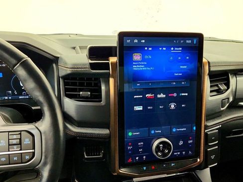 Used 2023 Ford F150 Lightning Lariat image 14