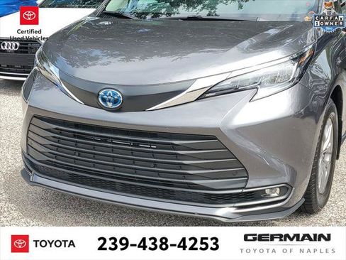 Certified 2025 Toyota Sienna XLE FWD image 14