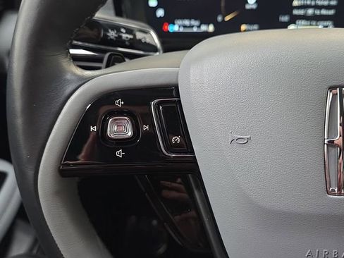 Certified 2022 Lincoln Corsair Reserve w/ Elements Package image 13