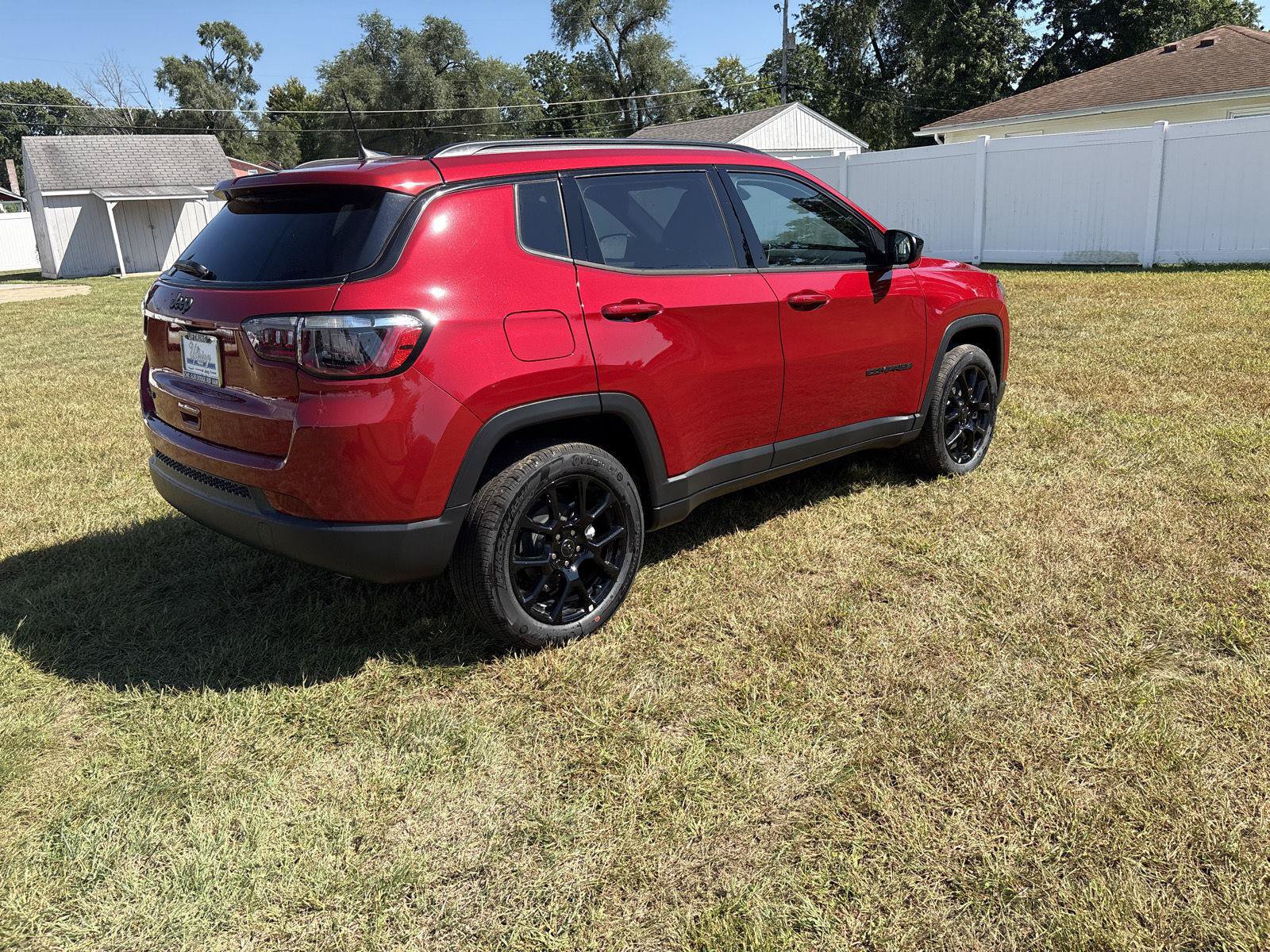 New 2026 Jeep Compass Latitude AWD/4WD image 5