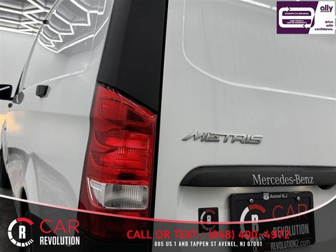 Used 2023 Mercedes-Benz Metris image 31