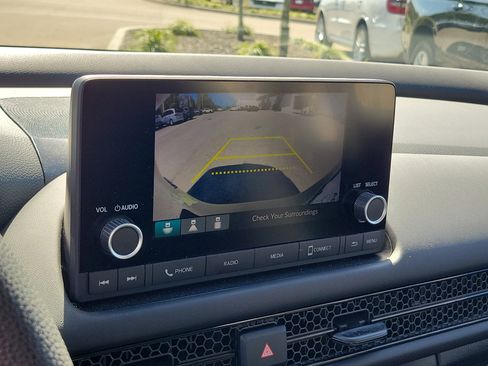 Certified 2025 Honda HR-V LX image 22