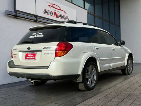 Used 2006 Subaru Outback 3.0R L.L. Bean image 4